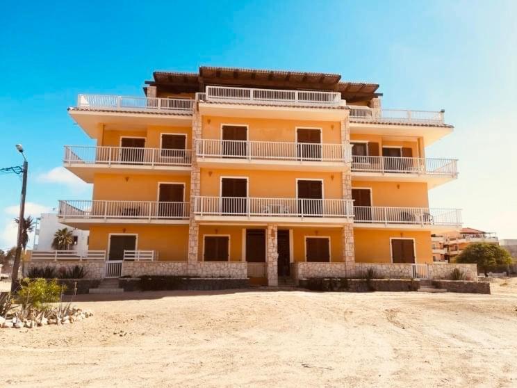 Boavista Beach Apartment ซาลเรย์ ภายนอก รูปภาพ