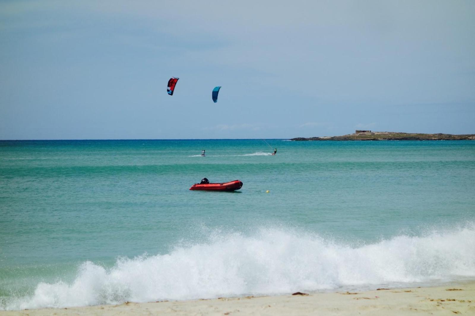 Boavista Beach Apartment ซาลเรย์ ภายนอก รูปภาพ